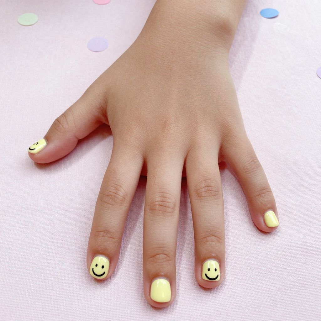 Cute Nail Ideas For Kids - Smiley Face Nails