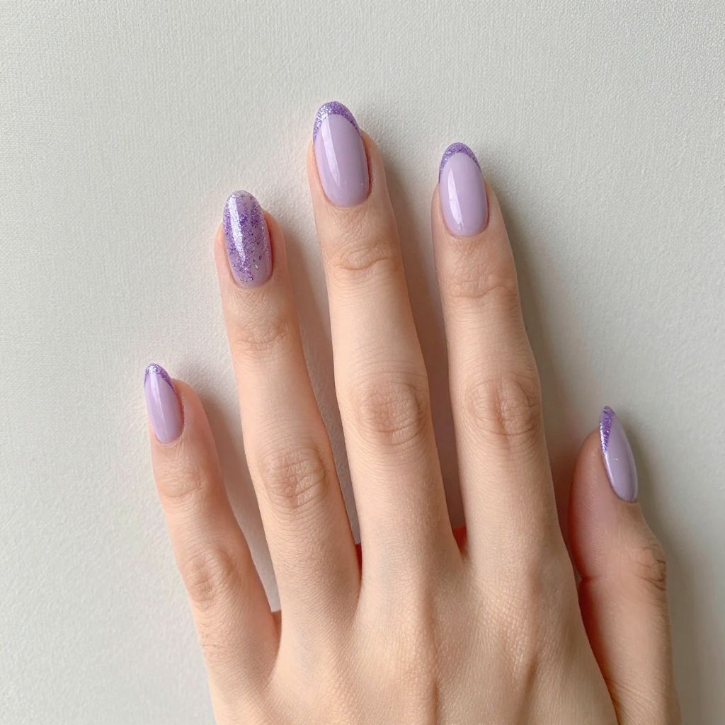 Glitter French nails idea 12