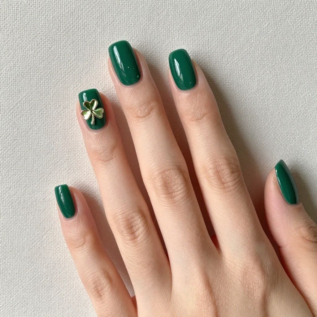 St. Patrick's Day nail idea 8