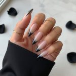 15 Best & Stunning Glitter Sparkle Nail Ideas You’ll Love