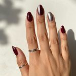 15+ Best Cat Eye Nail Designs for a Chic Manicure
