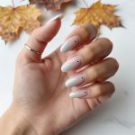 15 Best Easy Halloween Nail Ideas
